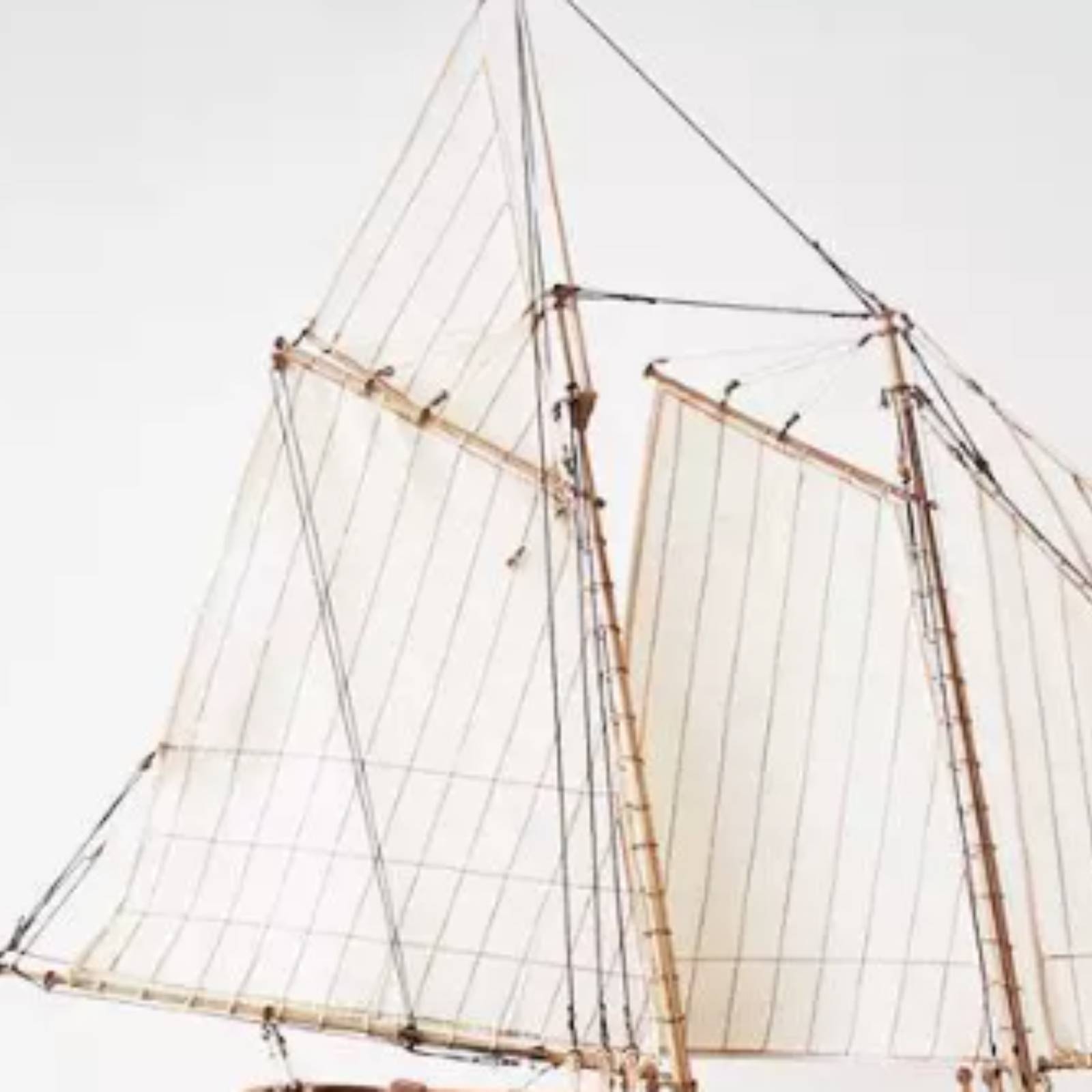 Wooden Sailboat Kit Laser-Cut  - đánh giá và giá Laser Cut Wooden Model Kit Assembly